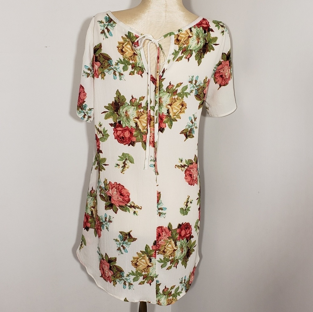 Flamingo Urban floral top size Medium - Picture 4 of 5